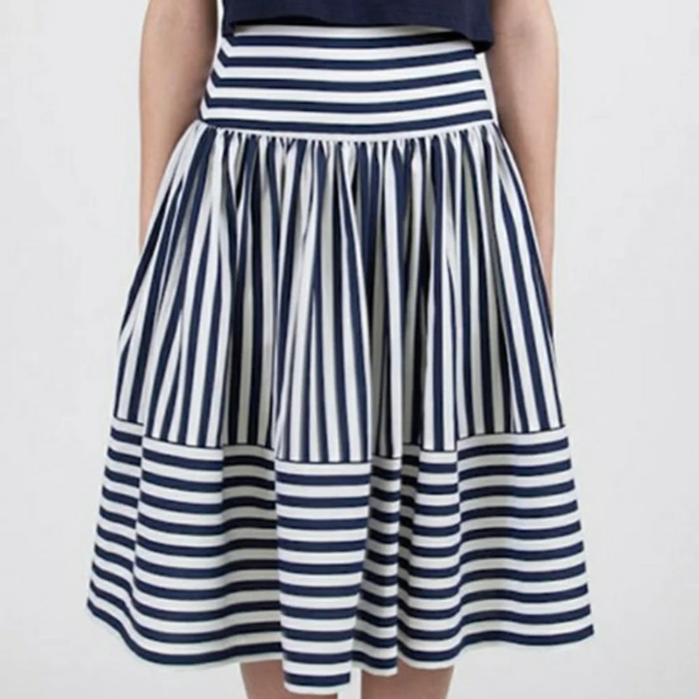 Anthropologie Maeve High Seas Blue White Striped Skirt Size Medium Full A-Line - Picture 2 of 8